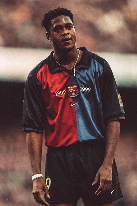 Barcelona 1999, Camisa Barcelona, Football Players Photos, Football Jersey Outfit, Rivaldo, Jersey Fashion, Football Players Images, Football Photography, Vintage Football Shirts