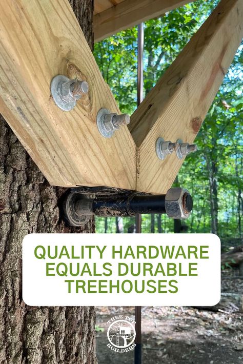 Pallet Tree Houses Diy, Easy Tree House Diy, Adult Treehouse, Pallet Tree Houses, Treehouse Design, Outdoor Architecture, Simple Tree House, Forest Homes, Garden Goals