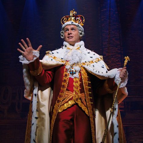 A Post About Jonathan Groff’s King George Spit in Hamilton You'll Be Back Hamilton, Hamilton Musical Aesthetic, Hamilton Widget, Aesthetic Hamilton, Tv Journal, Movie Scrapbook, Hamilton Photos, Hamilton Costume, Theater Things