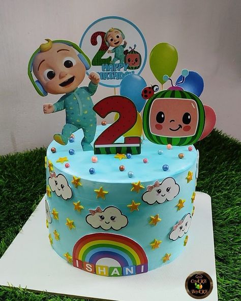 Simple Cocomelon Cake, Coco Melon Cake Ideas, Cocomelon Cake Design, Cocomelon Treats, Cocomelon Cake Ideas, Zoo Theme Birthday Cake, Coco Melon Cake, Cocomelon Theme Cake, Cocomelon Birthday Cake