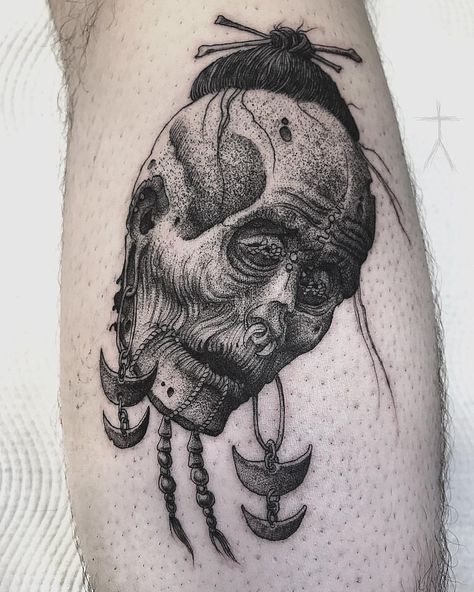 CHRISTOPHER JADE Shrunken Head Tattoo, Head Tattoo Ideas, Voodoo Tattoo, Shrunken Head, Abstract Tattoo Designs, Watercolor Tattoo Flower, Bug Tattoo, Head Tattoo, Scary Tattoos