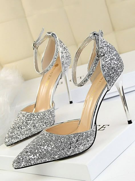 Stiletto Heels Sandals, Women Shoes Fashion, Sequin Sandals, Sequin Heels, Basic Heels, Super High Heels, Gold Shoes, Shoe Show, Fashion Sandals