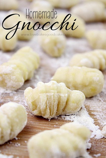 Homemade Gnocchi #italian #potato #pasta Homemade Potato Gnocchi, Potato Dumpling, Easy Chicken Fried Rice, Make Gnocchi, Gnocchi Recipes Homemade, Love Bakes Good Cakes, Good Cakes, Italian Potatoes, Recipes Italian