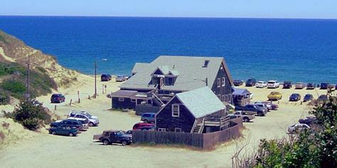 Cape Cod Travel, Cape Cod Vacation, Massachusetts Travel, East Coast Road Trip, Waterfront Dining, New England Travel, Hidden Beach, Beach Combing, Beach Bars