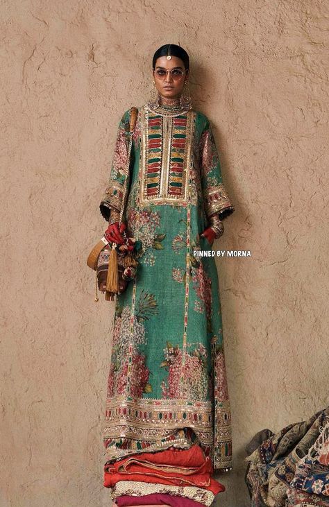 Sabyasachi Kurtis Suits, Sabyasachi Kurta, Sabyasachi Suits, Sabyasachi Dresses, Sabyasachi Blouse, Lebaran Outfit, Pucci Pattern, Bakra Eid, Sabyasachi Mukherjee