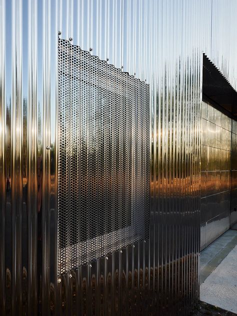 freaks architecture uses corrugated stainless steel to clad office in france France Architecture Aesthetic, Steel Aesthetic, Steel Architecture, Warehouse Conversion, Metal Facade, Double Skin, Metal Cladding, Steel Building, Steel Panels