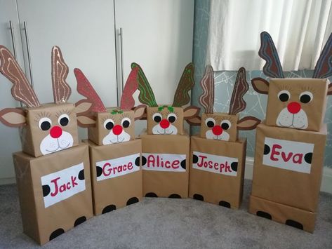 Dec 19, 2019 - boxes collected from supermarket, covered in parcel wrapping paper and decorated. Reindeer Boxes For Christmas, Diy Christmas Props, Parcel Wrapping, Unique Gift Wrapping Christmas, Ideas Decoracion Navidad, Christmas Present Wrap, Christmas Gift Themes, Christmas Wrapping Diy, Creative Wrapping