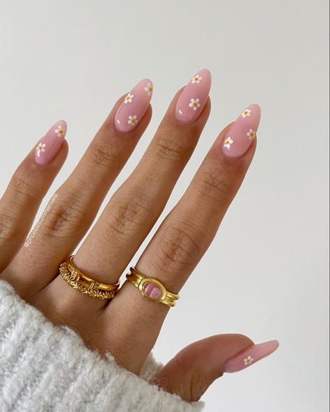 Nail Extension Designs For Birthday, Plain Nail Inspo Almond, Natural Pink Nails With Flowers, Cute Summer Acrylic Nail Ideas Almond, Basic Nails With Flowers, Spring Nails 2024 Trends Flowers, Oval Nails Flowers, Oval Floral Nails, Biab Extensions Nails Summer