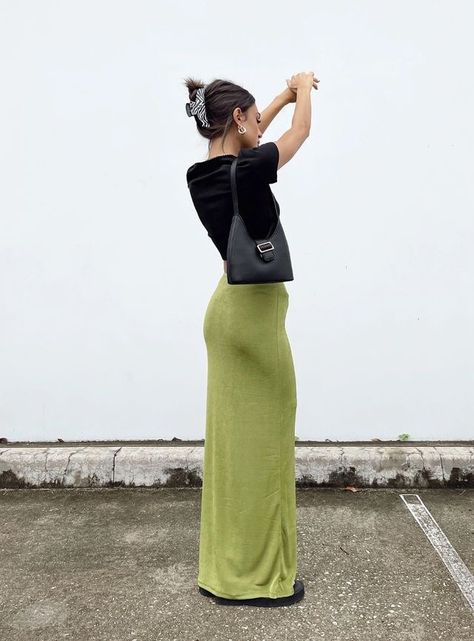 Goddess Manifestation, Green Maxi Skirt Outfit, Outfit Ete, Rock Dress, Dream Aesthetic, Aesthetic Fits, Langer Rock, Style Edit, Stil Inspiration