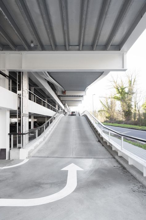 Car Park Design, Ramps Architecture, Parking Plan, Ku Leuven, Parking Lot Architecture, Parking Building, Ramp Design, Wayfinding Signage Design, Car Ramps