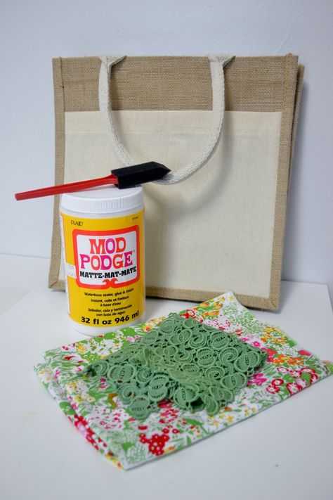 mod podge tote Modge Podge Fabric, Mod Podge Canvas, How To Mod Podge, Plain Canvas Tote Bag, Hobby Lobby Fabric, Decoupage On Canvas, Diy Tote Bag Design, Mod Podge Fabric, Mod Podge Matte