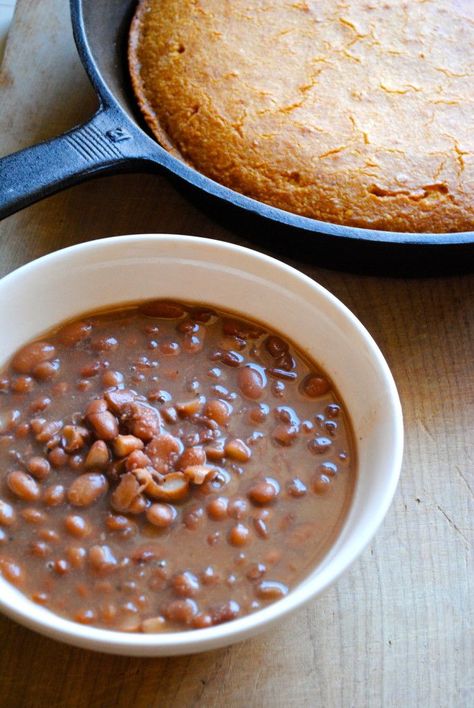 Crockpot Pinto Beans Recipe, Crockpot Pinto Beans, Brown Beans, Mexikansk Mat, Pinto Bean Recipes, Boyfriend Valentines, Crockpot Dishes, Crock Pot Soup, Crock Pot Slow Cooker