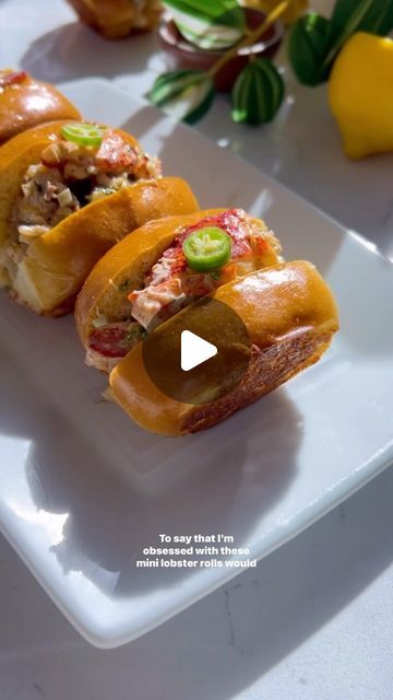 Mini Lobster Roll Sliders, Lobster Roll Sliders, Lobster Bites Recipes, Brioche Sliders, Honey Couple, Mini Lobster Rolls, Lobster Roll Recipe, Lobster Tail Recipe, Pieces Season