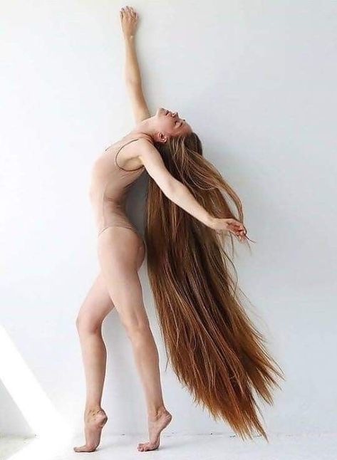 Ankle Length Hair, Unicorn Forest, Woman Long Hair, Long Hair Images, Extremely Long Hair, Extra Long Hair, Rapunzel Hair, Really Long Hair, Long Red Hair