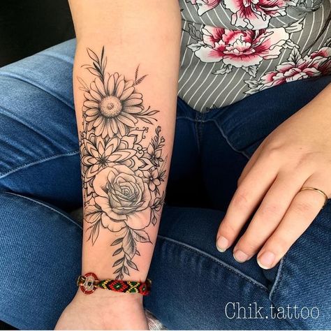 Lower Forearm Tattoo Woman Unique, State Tattoos For Women, Delicate Sleeve Tattoo For Women, Beautiful Flower Tattoos, Tattoo Fails, Delicate Tattoo, E Tattoo, Diy Tattoo, Sleeve Tattoos For Women