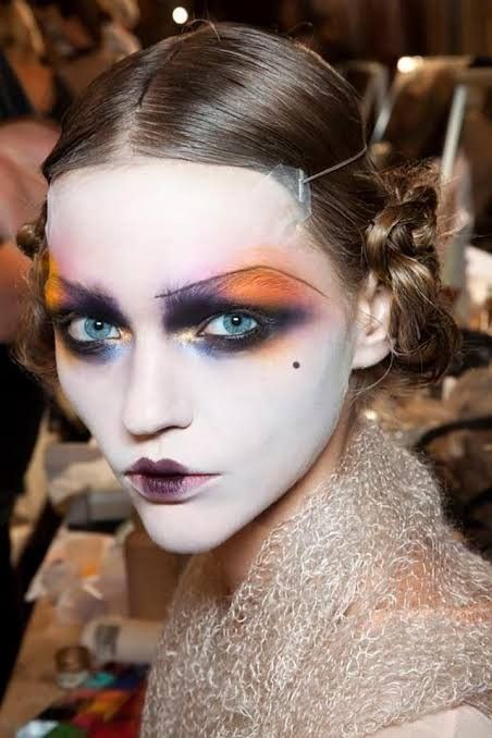 Pat Mcgrath Makeup, Model Profile, Sasha Pivovarova, Drag Make-up, Theatre Makeup, High Fashion Makeup, Avant Garde Makeup, Drag Makeup, Theatrical Makeup