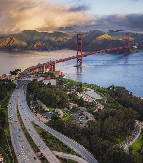 Golden Gate Bridge  Photo credit: marcus_aureliuz Golden Gate Bridge Aesthetic, Bridge Aesthetic, San Francisco Photography, San Francisco Photos, San Fran, Dream City, California Dreaming, Plants Flowers, Spring Is Here