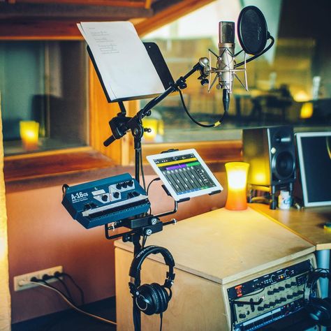 Music Basics, Recording Studio Equipment, Music Room Design, Home Recording Studio Setup, Recording Studio Setup, Home Studio Setup, Music Studio Room, Home Recording Studio, Room Acoustics