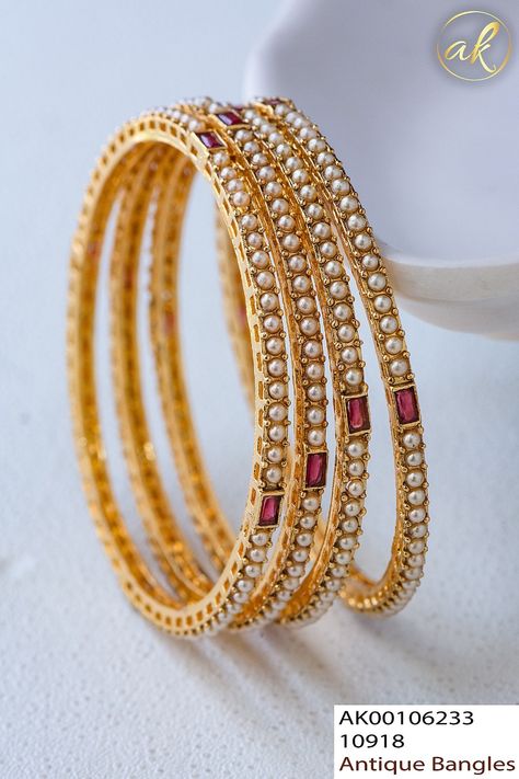 Plain Bangles Gold, Pearl Bangles Indian Gold, Bangles Indian Gold, Diamond Bangles Indian, Emerald Bangles, Pearl Bangles Gold, Antique Bangles, Pearl Bangles, Wedding Bangles