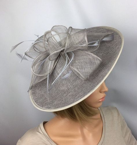 Silver Fascinator Grey Fascinator Wedding Hatinator Mother of the Bride Occasion Hat Races Day Disc Fascinator Gray Hatinator Ascot by PrettyElegant1 on Etsy Silver Fascinator, Grey Fascinator, Yellow Fascinator, Ascot Ladies Day, Mother Of The Bride Hats, Fascinator Hats Wedding, Green Fascinator, Ascot Races, Bronze Wedding