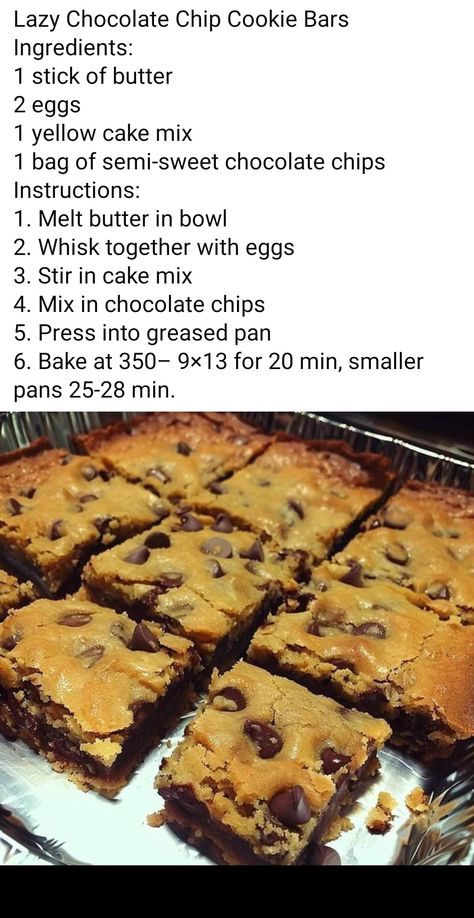 Choc Chip Bars, Box Recipes, Chocolate Chip Bars, Dessert Bar Recipe, Chocolate Chip Cookie Bars, Choco Chips, Easy Baking Recipes Desserts, Cookie Bar Recipes, Cake Mix Recipes