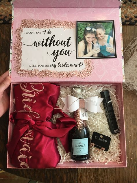 Bridesmaid Proposal Box DIY Love the personalized photo Bridesmaid Proposal Diy, Bridesmaid Diy, Asking Bridesmaids, Bridesmaid Boxes, Boda Mexicana, Bridesmaid Box, Proposal Box, Future Wedding Plans, Bridesmaid Proposal Box