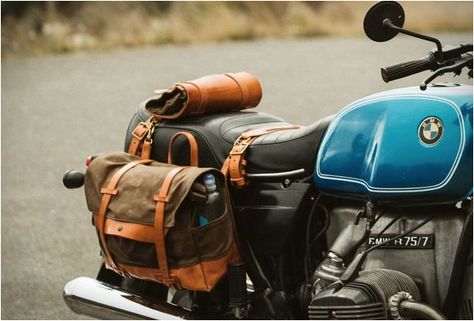 Vintage Camping Gear, Bmw Vintage, Motorcycle Camping Gear, Pack Animal, Bike Bags, Motorcycle Equipment, Motorcycle Saddlebags, Motorcycle Camping, Custom Cafe Racer