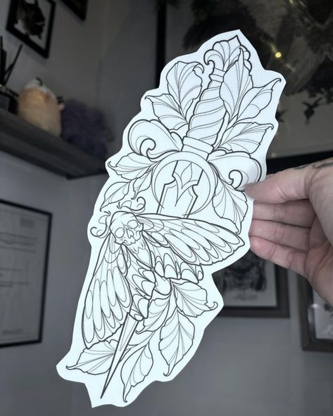 Dagger With Flowers Tattoo, Neotraditional Tattoo Design, Neo Traditional Tattoo Design, Simple Cat Tattoo, Neo Traditional Tattoos, Neo Traditional Art, Line Art Simple, Cat Tattoo Ideas, Moth Tattoo Design