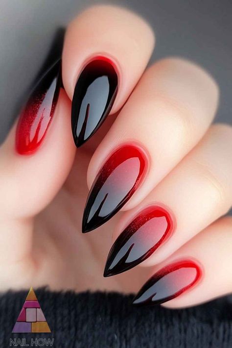 Simple Nail Designs Ombre, Red And Black Spooky Nails, Ombre Halloween Nail Designs, Easy Spooky Nail Art, Vampire Nail Designs, Red Black Halloween Nails, Halloween Vampire Nails, Dark Red Halloween Nails, Halloween Stilleto Nail Designs