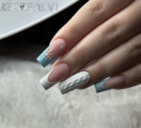 #christmas #christmasnails #nails #nailart #naildesign #nailideas #nailartideas #xmasvibes #bluenails Winter Color Nail Designs, Square Nail Designs Winter, Winter Season Nails, Cute Winter Nail Designs, Short Christmas Nails, Nails For 2023, Christmas Nails Designs, Almond Acrylic Nails Designs, Glitter Highlighter