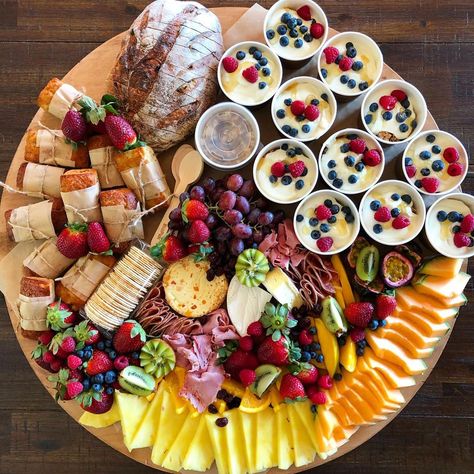 Brunch Event, Breakfast Platter, Charcuterie Inspiration, Bottomless Brunch, Charcuterie And Cheese Board, Charcuterie Recipes, Birthday Brunch, Garden Recipes, Specialty Foods