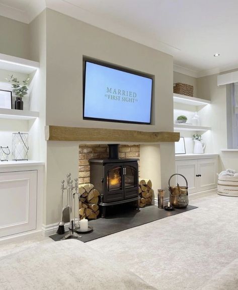 Alcove Ideas Living Room, Wood Burning Stoves Living Room, Fireplace And Tv, Log Burner Living Room, Lounge Room Styling, Snug Room, Feature Wall Living Room, New House Living Room, Living Room Renovation