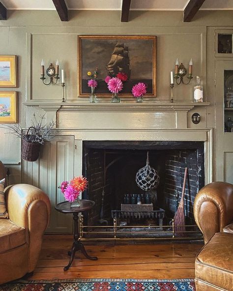 James Coviello (@james_coviello) • Instagram photos and videos Cottage Mantle, Rumford Fireplace, Cape Cod Decor, Dahlia Pink, Books Flowers, Cape Cod House, House By The Sea, Pine Floors, Art Books