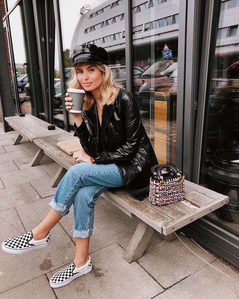 @xeniaoverdose Vans Slip On Outfit Women, Checkered Vans Outfit, Slip On Outfit, Xenia Adonts, Inspirational Outfits, Tenis Vans, Vans Outfit, Casual Outfit Inspiration, Rock Chic