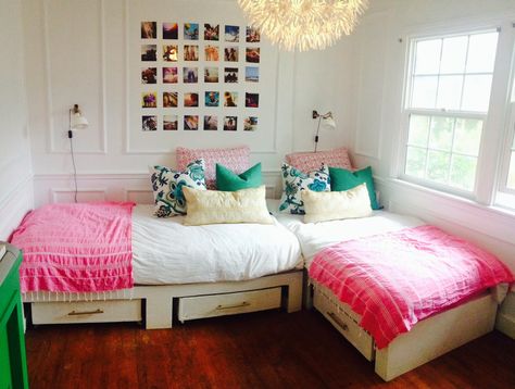 Our girls room (at one point)twin beds, teen room, DIY, small room idea for space savers Twin Beds Pushed Together Room Ideas, Bedrooms With Two Twin Beds, L Shape Twin Beds Ideas, L Shaped Twin Beds, Sisters Bedroom Ideas, Sisters Bedroom, Daybed White, Twin Beds Guest Room, Sister Bedroom