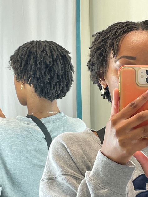 Short Microlocs Styles, Short Microlocs, Short Twists Natural Hair, Microlocs Hairstyles, Loc Care, Locs Journey, Sister Locks, Micro Locs, Short Box Braids Hairstyles