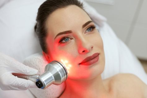 Led light facial