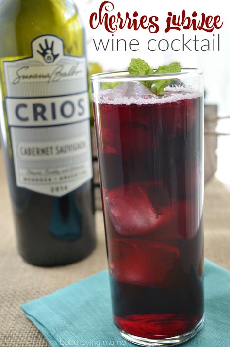 Cherries Jubilee Wine Cocktail Wine Cocktail Recipes, Yummy Cocktails, Cocktails Recipes, Mixed Drinks Alcohol, Cherries Jubilee, Delicious Drink Recipes, Fruity Drinks, Motivation Monday, Holiday Cocktail