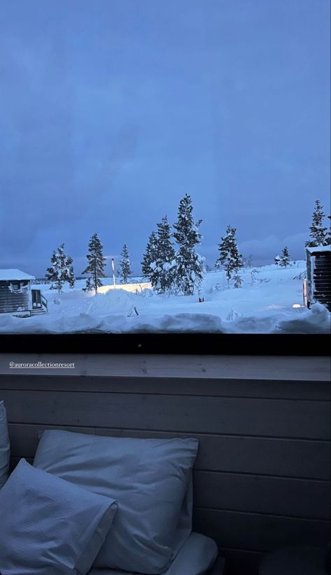 Cabin Instagram Story, Derin Core, Cozy Core, Hate Winter, See World, Winter Photos, Luxury Lifestyle Dreams, Dark Places, Aesthetic Colors