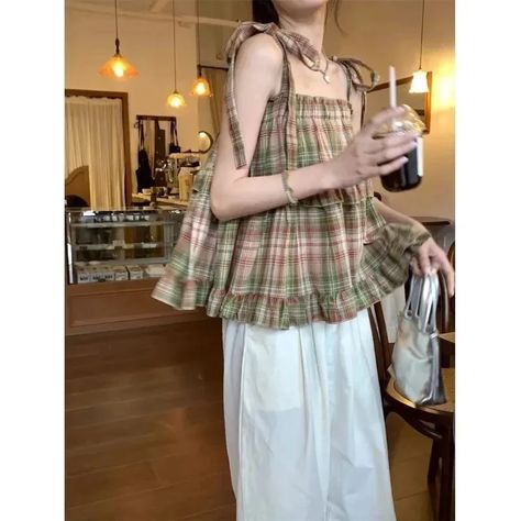 Girly Y2k Crop Top Homemade Summer New Japan Style Vintage Sweet Spicy Fungus Edge Lace Up Green Plaid Tank Top Outfit, Top Verde, Sling Top, Tops Fall Outfits, Vest Design, Plaid Tank Top, Doll Blouse, Collar Vest, Green Crop Top