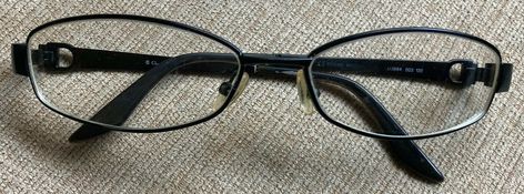 Black Rx, Dior Eyeglasses, Black Eyeglasses Frames, Glasses Inspiration, Black Eyeglasses, Cute Glasses, Samos, Stylish Glasses, Detailed Pictures