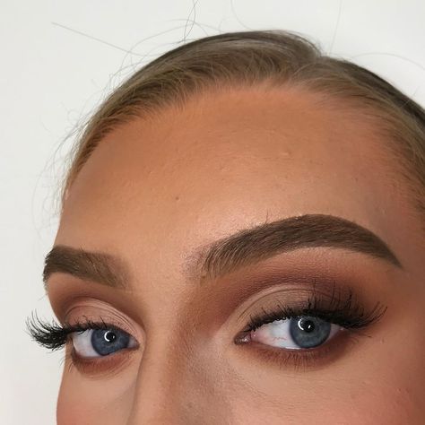 Matte Brown Makeup Looks, Brown Matte Eyeshadow Looks, Matte Eyeshadow Bridal Makeup, Mocha Eyeshadow Looks, Half Lash Makeup Look, Matte Brown Eye Makeup, Half Lashes Look, Brown Shadow Makeup, Matte Bridal Makeup