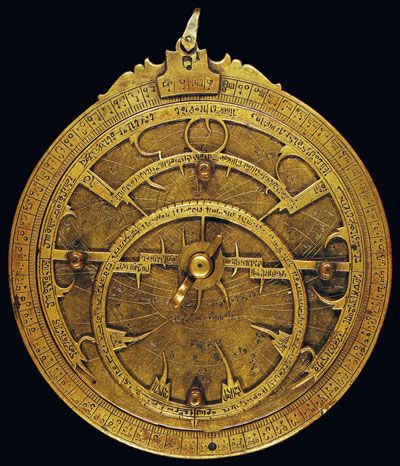 Astrology & Astronomy in Iran and Ancient Mesopotamia: Astrolabe: An Ancient Astronomical Instrument Greek Astronomy, Ancient Instruments, Mesopotamian Art, Ancient Astronomy, Instrument Art, 7 Seas, Ancient Mesopotamia, Sundials, Ancient Technology