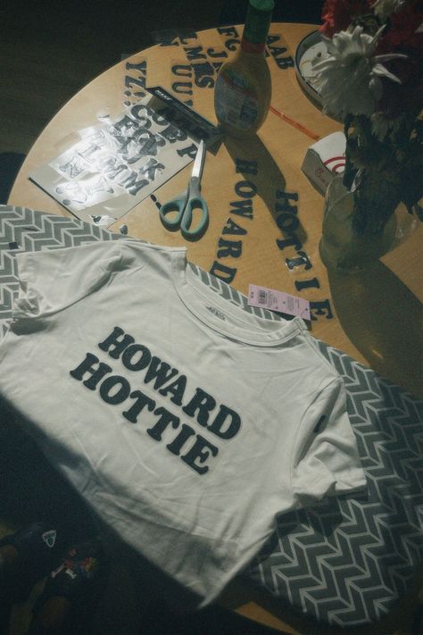 Howard Acceptance Letter, Grad T Shirt Ideas, Homecoming Game Outfits College Hbcu, Howard University Aesthetic, College Homecoming Outfit Hbcu, Hbcu Aesthetic, Senior Trip Outfits, Howard Aesthetic, High School Graduation Pictures