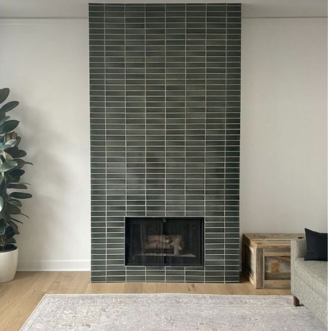 Vintage Tile Fireplace Surround, Tile Fireplace Makeover Modern, Fireclay Tile Fireplace, Green Tiles Fireplace, Fireplace With Tiles, Green Fireplace Tile, Fireplace Tiling, Tiled Fireplace Ideas, Tile Fireplace Ideas