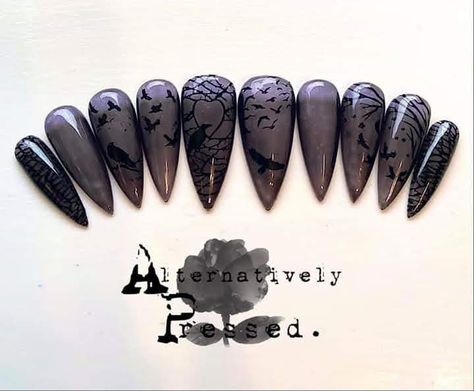 Crow Nails, Raven Nails, Nails Hard Gel, Nails Goth, Sharp Claws, Cartoon Nails, Hard Gel Nails, Queen Nails, Raven Queen