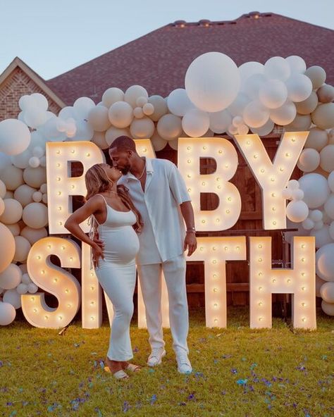 Gender Reveal Marquee Letters, Prom Marquee Letters, Baby Marquee Letters With Balloons, Oh Baby Marquee Letters, Marquee Letters With Balloons, Fancy Baby Shower, Pregnant Life, Babby Shower, Gender Reveal Baby Shower Themes