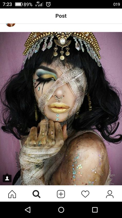 Mummy Makeup, Mat Makeup, Make Up Guide, Cleopatra Halloween Costume, Cleopatra Halloween, Piercing Face, Halloween Make-up Looks, Mummy Costume, Artist Makeup