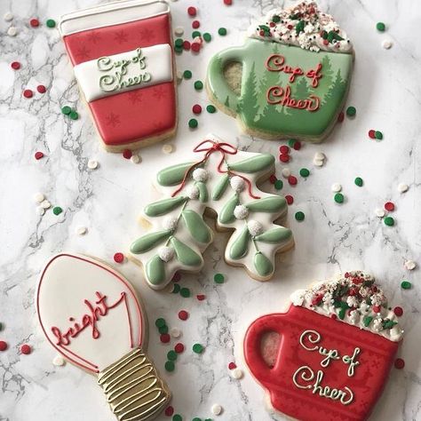 Decorated Mug Cookies, Christmas Mug Cookies Decorated, Mug Cookies Decorated, Christmas Mug Cookies, Mug Sugar Cookie, Funny Christmas Cookies, Snowflakes Cookies, Mug Cookies, Decorated Christmas Cookies