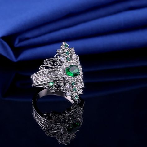 Huitan Luxury Queen Style Ring Ancient Egypt Crown With Micro Paved Zircon Stone Cocktail Party Ring Neo Gothic Wholesale Jewel|Rings| - AliExpress Silver Ring For Women, Green Oval, Party Rings, Rhinestone Ring, Zircon Ring, Wedding Item, Victorian Jewelry, Rings For Women, Types Of Rings